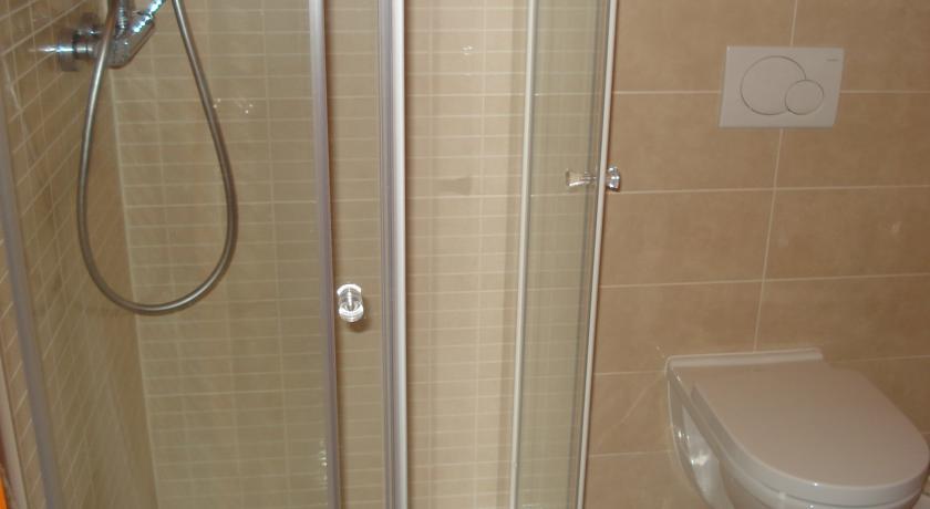 Apartments Villa Residenca Novi Vinodolski Pokoj fotografie