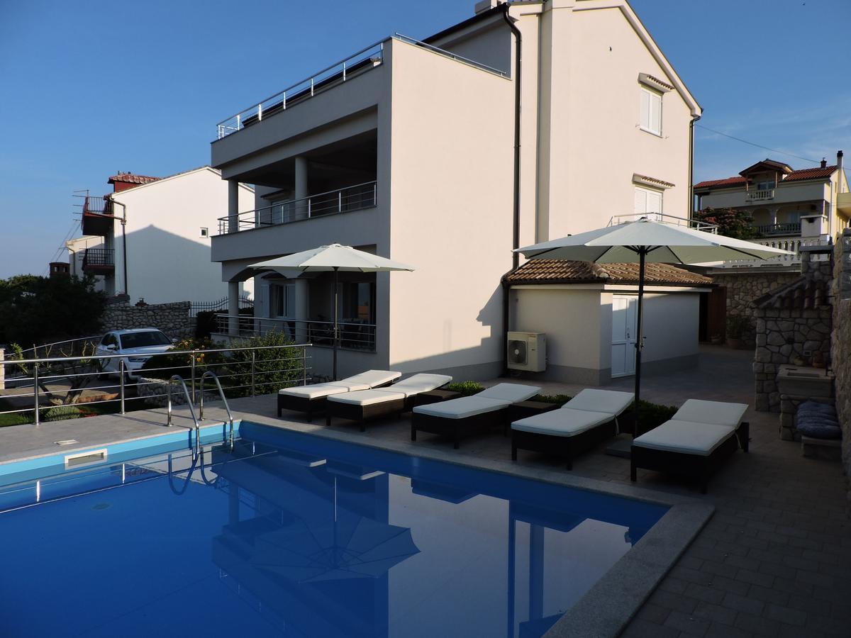 Apartments Villa Residenca Novi Vinodolski Exteriér fotografie