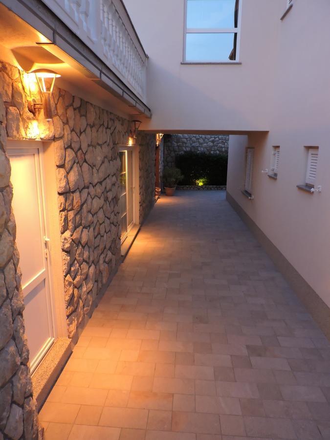 Apartments Villa Residenca Novi Vinodolski Exteriér fotografie