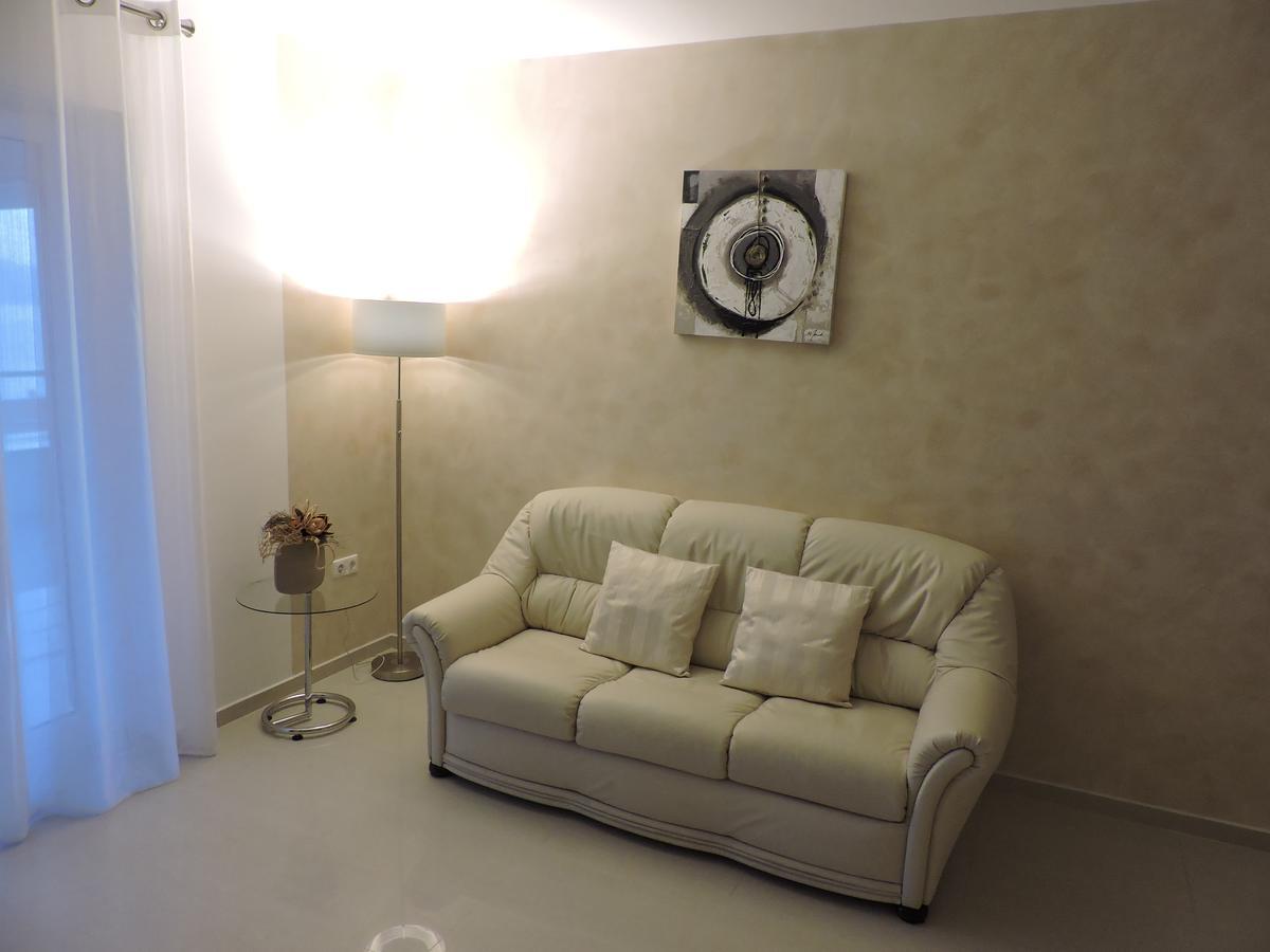 Apartments Villa Residenca Novi Vinodolski Exteriér fotografie